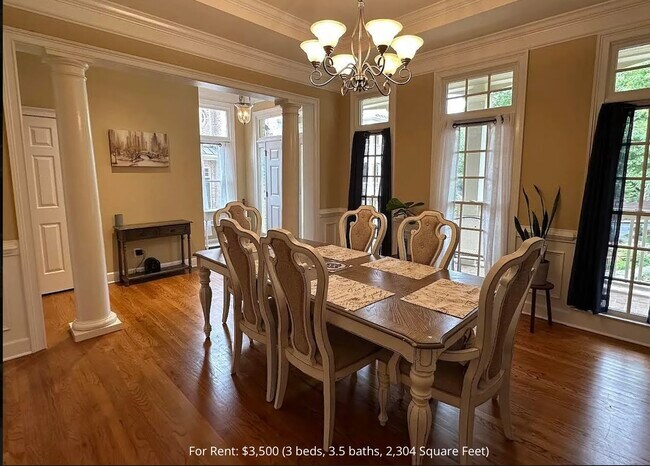 Foto del edificio - 1436 Wembley Ct NE