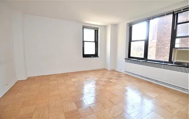 Foto del edificio - 108 E 38th St
