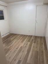 Building Photo - 330 Sip Ave