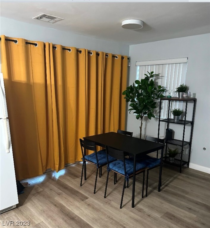 Foto principal - 5045 Spencer St