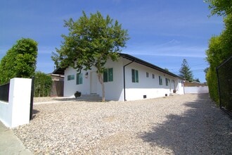 Building Photo - 216 Harding Ave