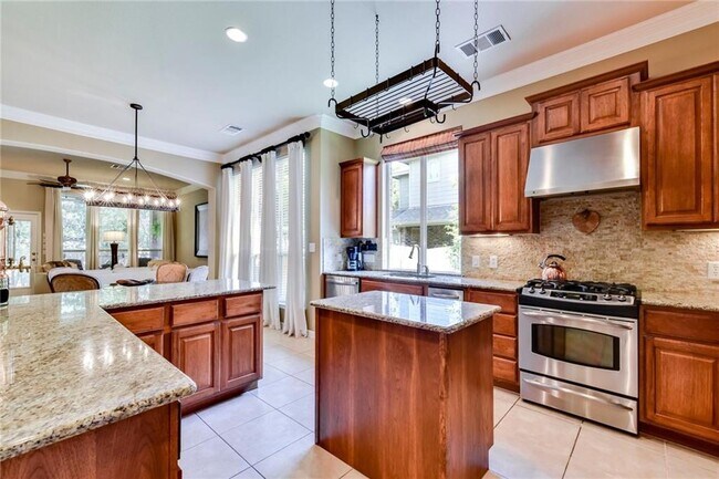 Foto del edificio - 7500 Black Mountain Dr