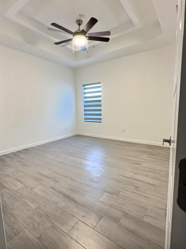Foto del edificio - 3912 Ventura Ave Ave