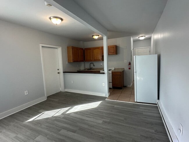 Foto del edificio - One bed-Chester, PA