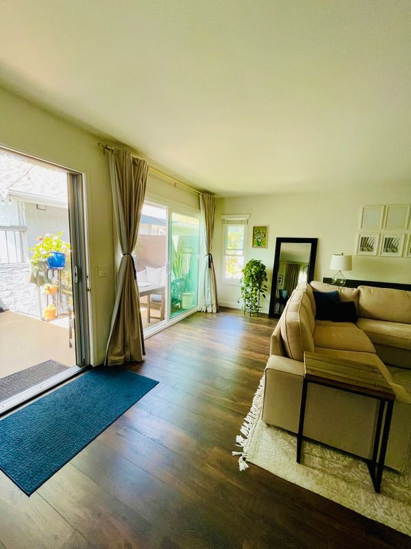 Foto del edificio - 9534 Bickley Dr