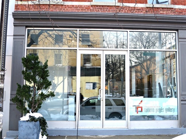 Building Photo - One Striver's Row