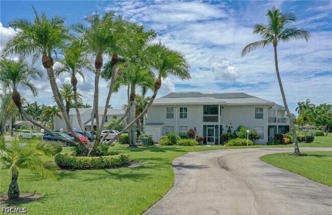 Building Photo - 7105 Quail Run Ct W