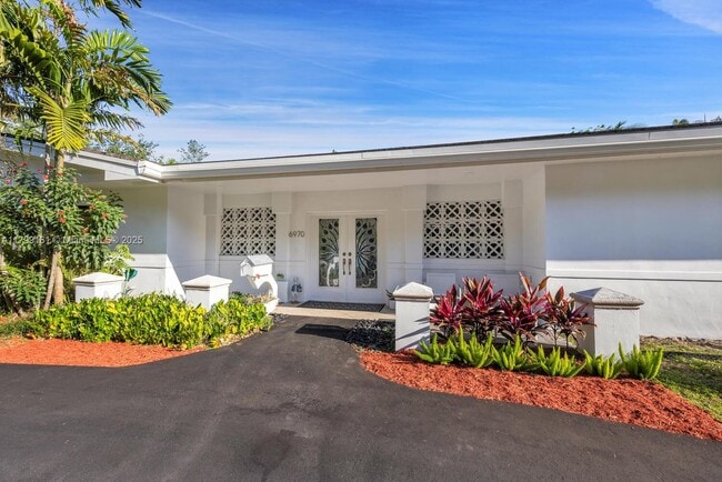Building Photo - 6970 SW 124th St