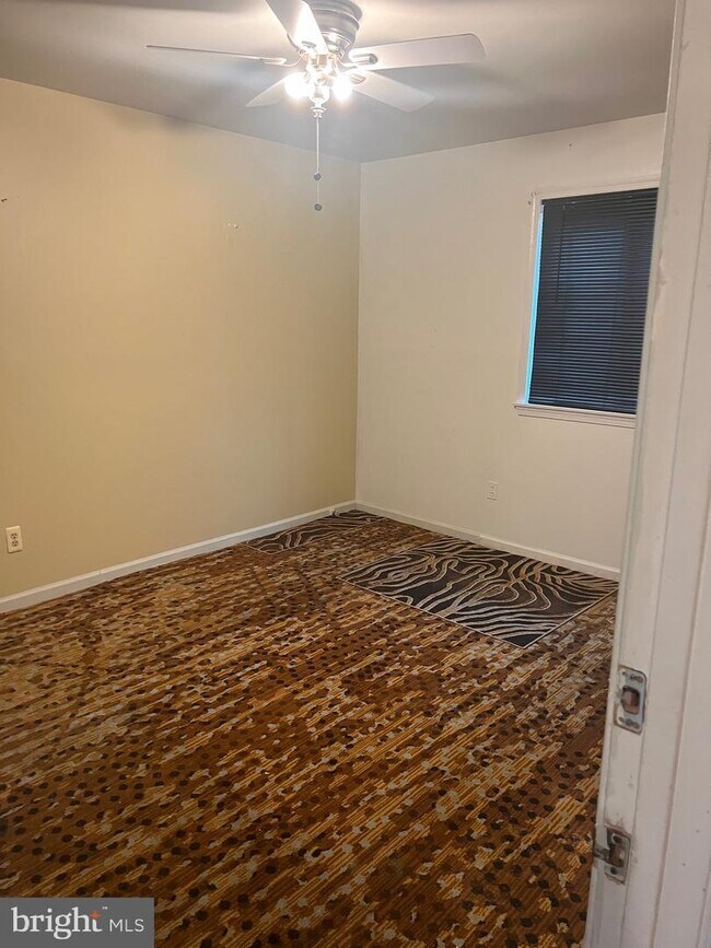 5818 Lamont Terrace, New Carrollton, MD 20784 House Rental in New