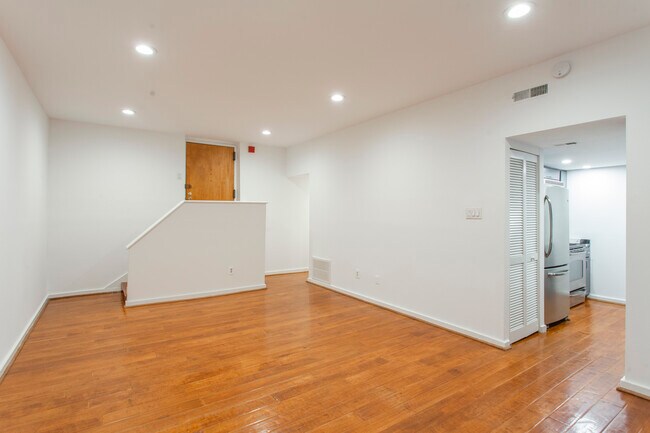 Living Room - 1035 Spruce St
