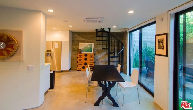 Foto del edificio - 2849 Seattle Dr