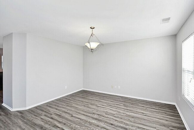 Foto del edificio - Large 4BD/2.5BA Home in Cabarrus Crossing!