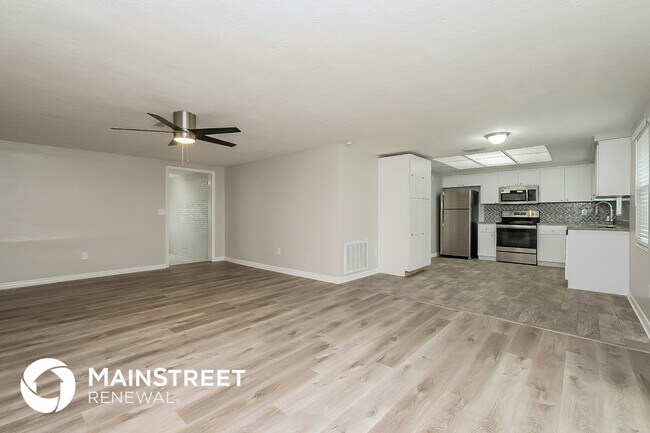 Building Photo - 2717 Gardner Pl