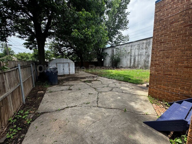 Foto del edificio - 2854 NW 19th St