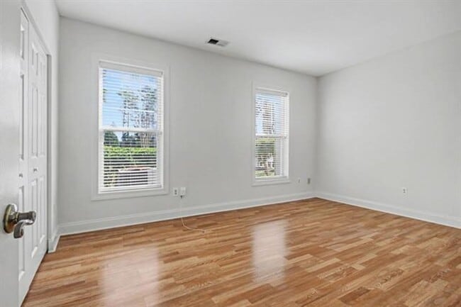 Building Photo - BEAUTIFUL 3BD, 2BA condo in World Tour