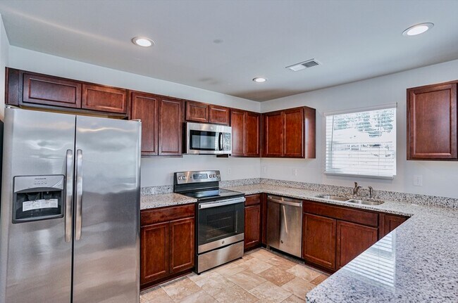 Foto del edificio - 649 Millsgate Cir