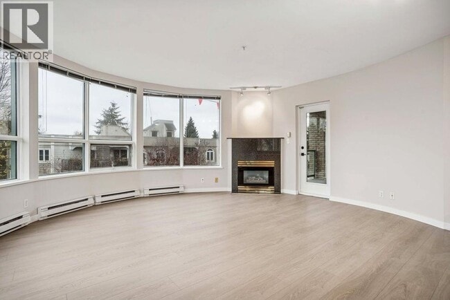 Building Photo - 1688 Cypress St