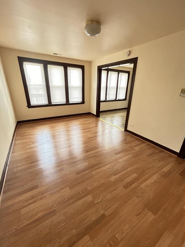 Building Photo - 8907 S Cottage Grove Ave