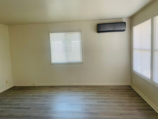 Foto del edificio - 851 Greenwood Ave