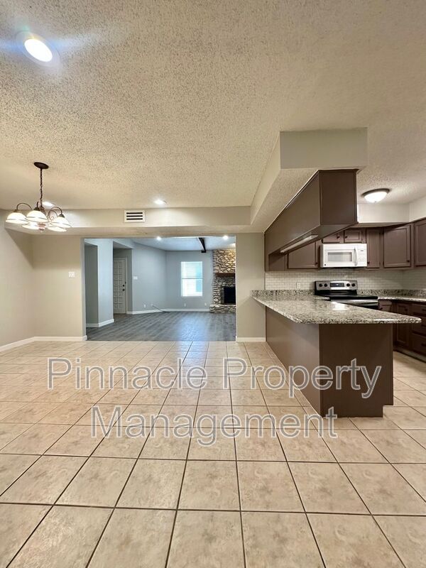 Building Photo - 3602 Gemini Dr