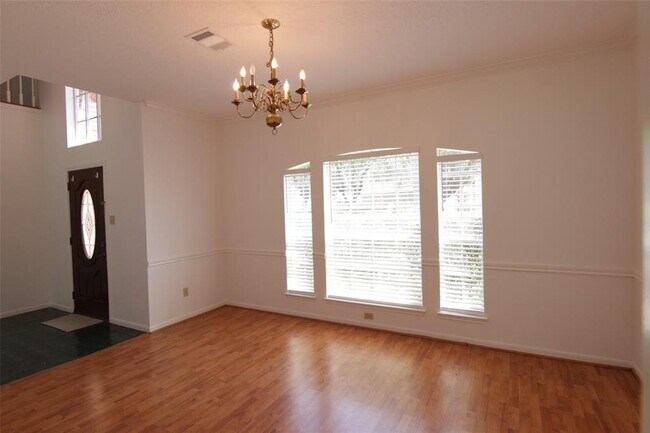 Building Photo - 1238 Manchester Cir