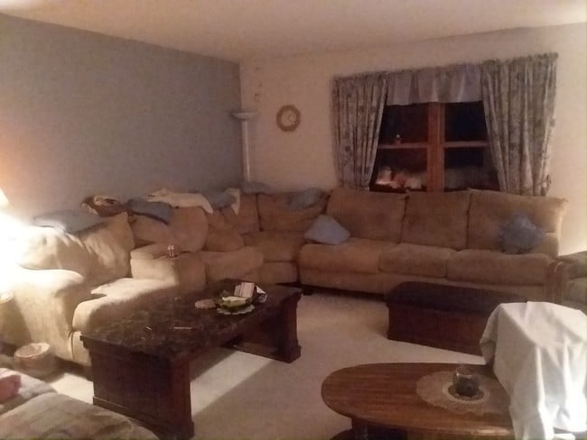 Living Room - 2020 Providence Ct