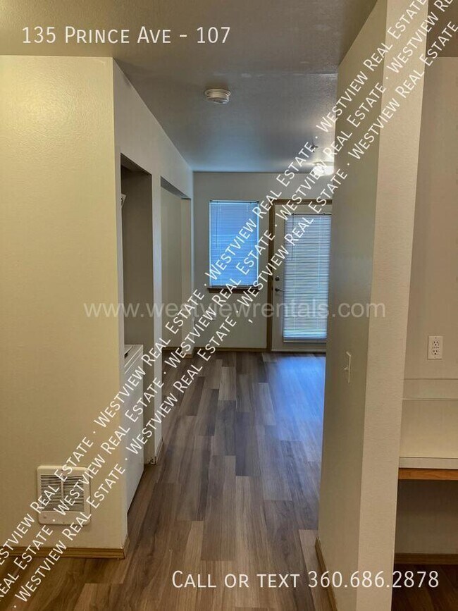 Foto del edificio - 135 Prince Ave