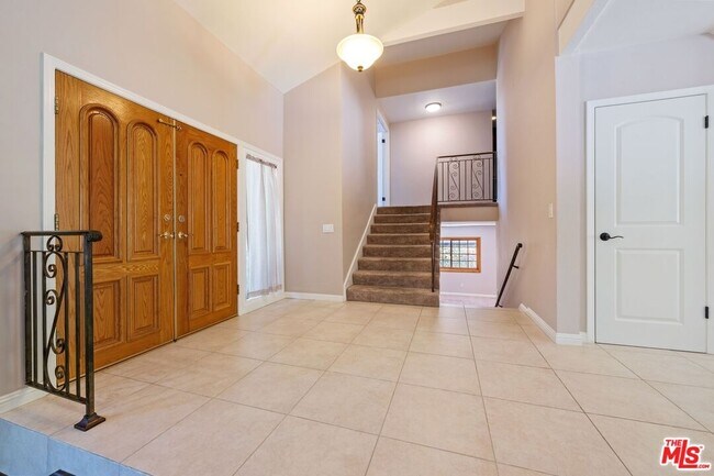 Foto del edificio - 4335 Cherry Hills Ln