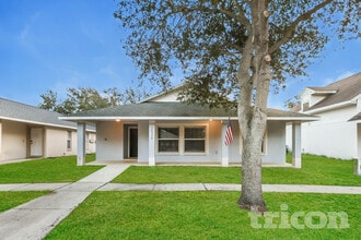 Building Photo - 10330 Summerview Cir