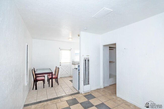 Foto del edificio - 531 S 1st Ave