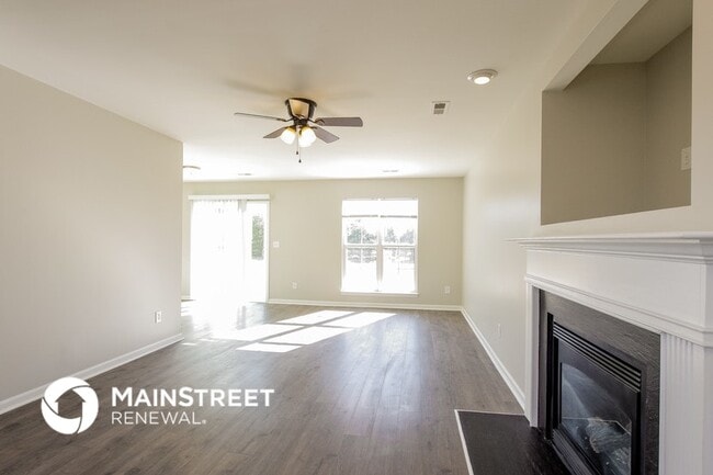 Building Photo - 1001 Enderbury Dr