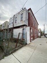 Building Photo - 65 N Dewey St