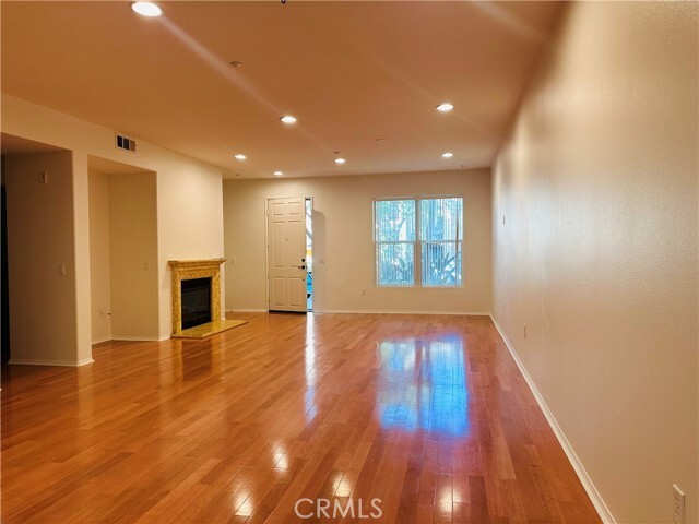Building Photo - 366 Quail Hill