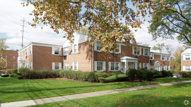 Building Photo - Brownstone and Main Union Apartments