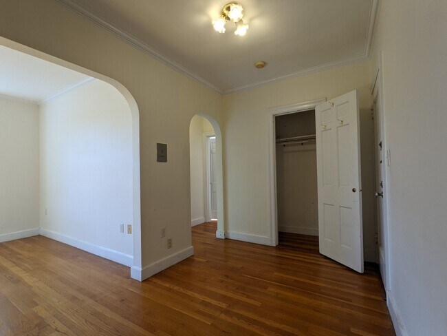 Foto del edificio - 14 Fairbanks St