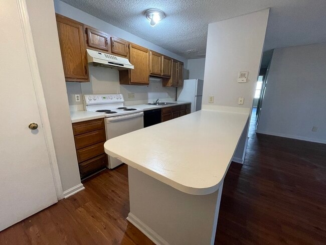 Building Photo - 6132 Meadow Rose Ln