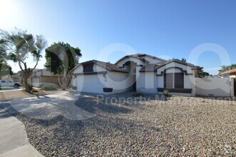 Building Photo - 2272 E Rawhide St