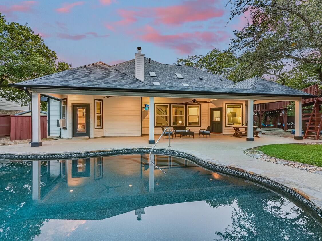 Foto principal - 102 Whitechapel Ct