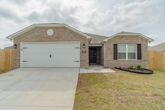 Foto del edificio - 529 Woodcreek Lp