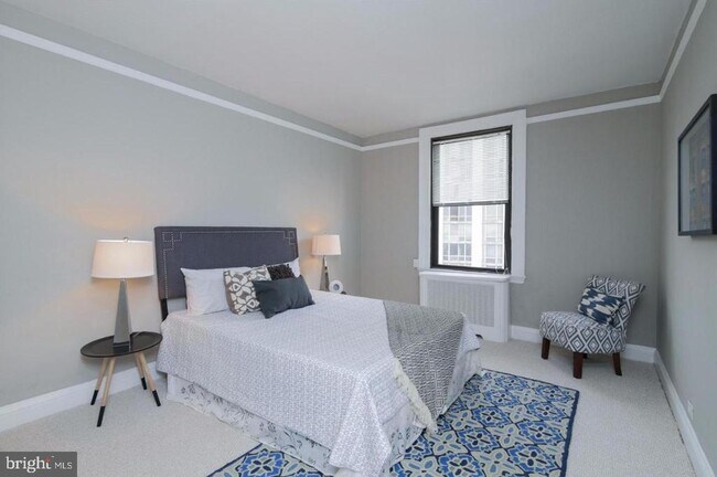Foto del edificio - 2031 Locust St