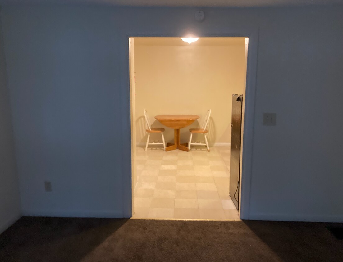 Foto del edificio - 219 N Adams St
