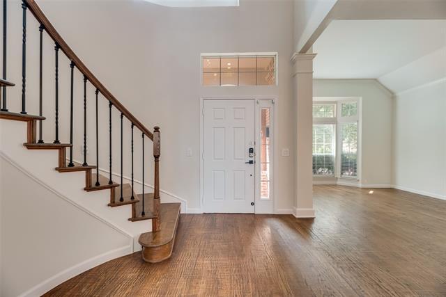 Foto del edificio - 2414 Thorntree Dr