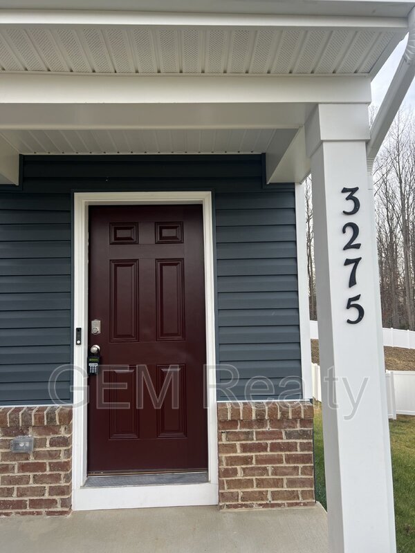 Foto del edificio - 3275 White Tail Drive