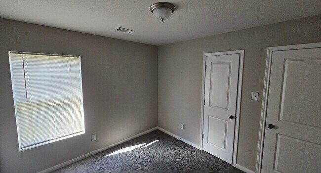 Foto del edificio - 15524 Briar Forest Dr