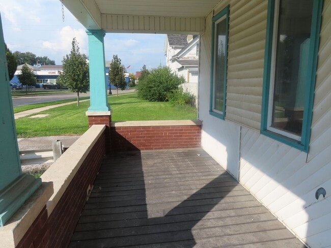 Building Photo - PLANNING ONLY - Mid May - Are you ready to take the next step with your business?  Commercial Hom...