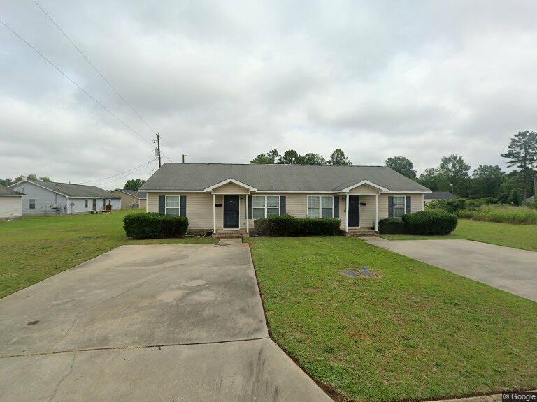 101 Newton St, Fort Valley, GA 31030 House Rental in Fort Valley, GA