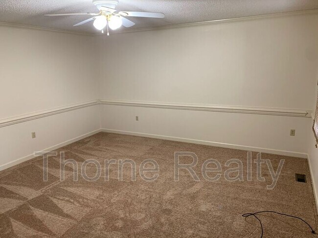 Building Photo - 278 Regency Dr