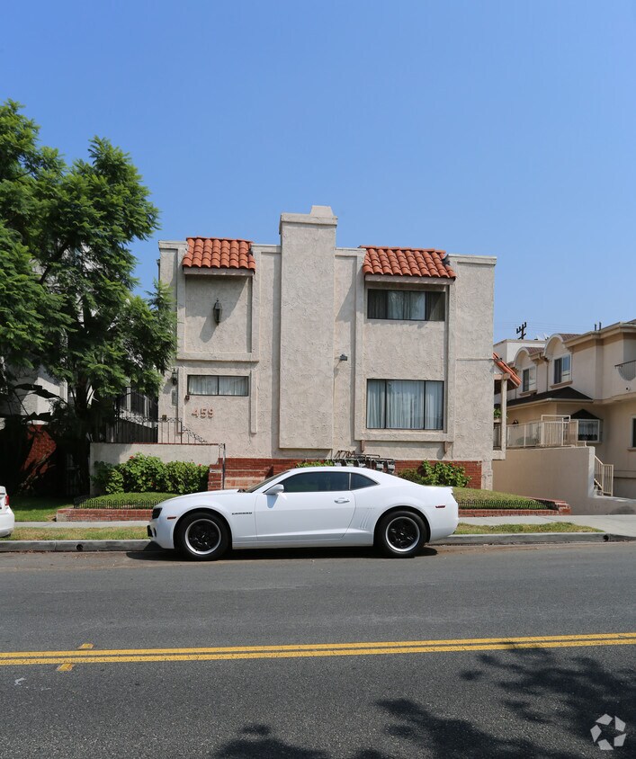 Building Photo - 459 W Wilson Ave