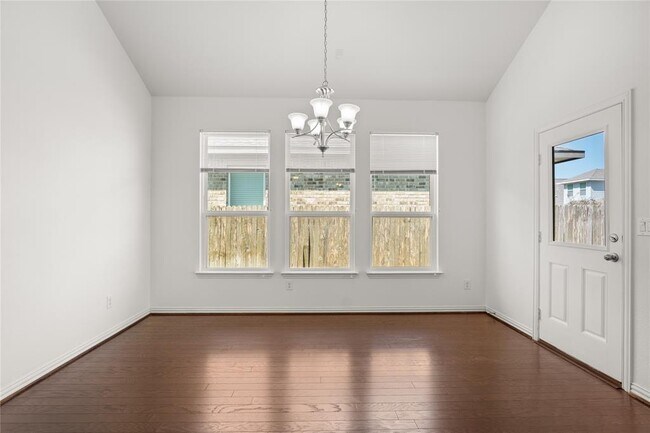 Foto del edificio - 349 Vista Portola Loop