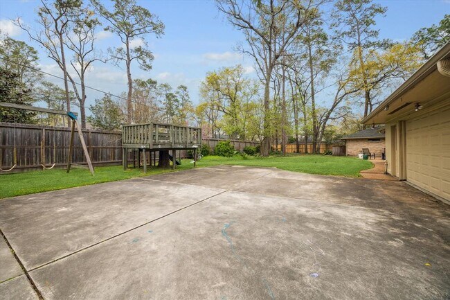 Foto del edificio - 11606 Shady Grove Ln